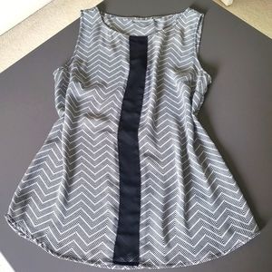 Halogen Geo Print Sleeveless Top Black/White XSP